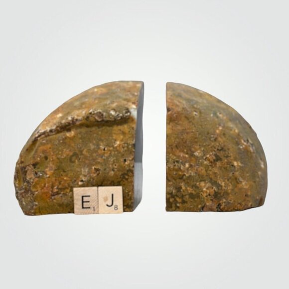 Crystal bookends with Geode Center,, Crystal Lovers Gift, Weighs 4+ lbs. (EJ) - Picture 5 of 6